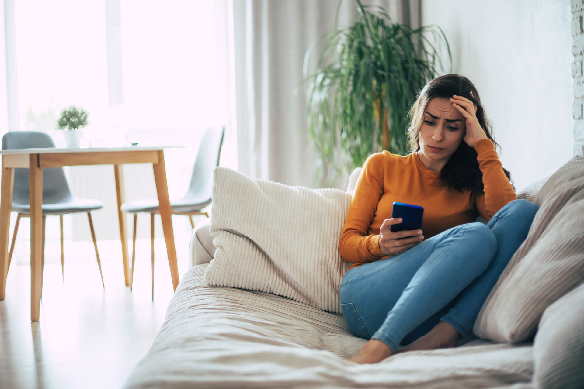 Analyse symptôme femme téléphone